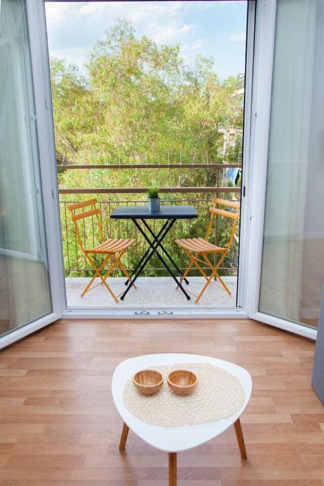 Fully Renovated, Modern Beauty In Central Athens! Exterior foto