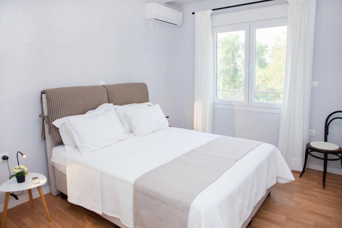 Fully Renovated, Modern Beauty In Central Athens! Exterior foto