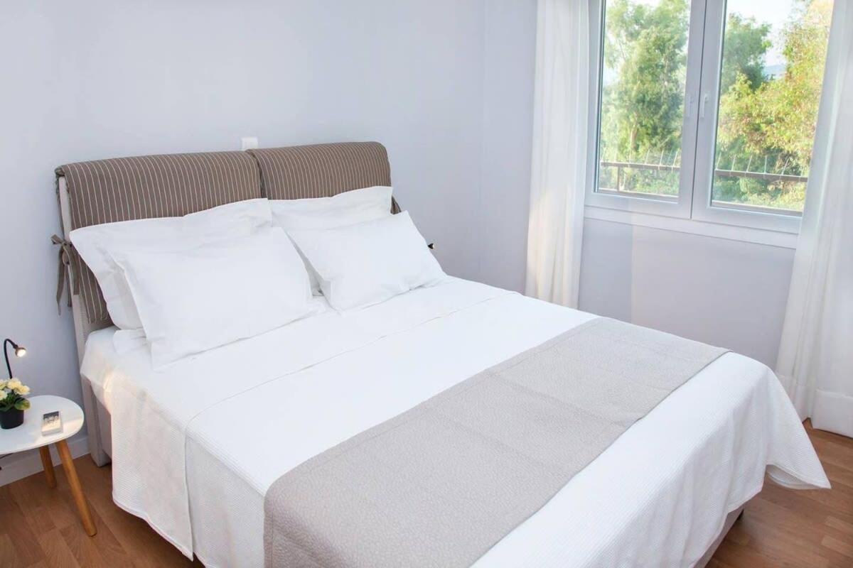 Fully Renovated, Modern Beauty In Central Athens! Exterior foto