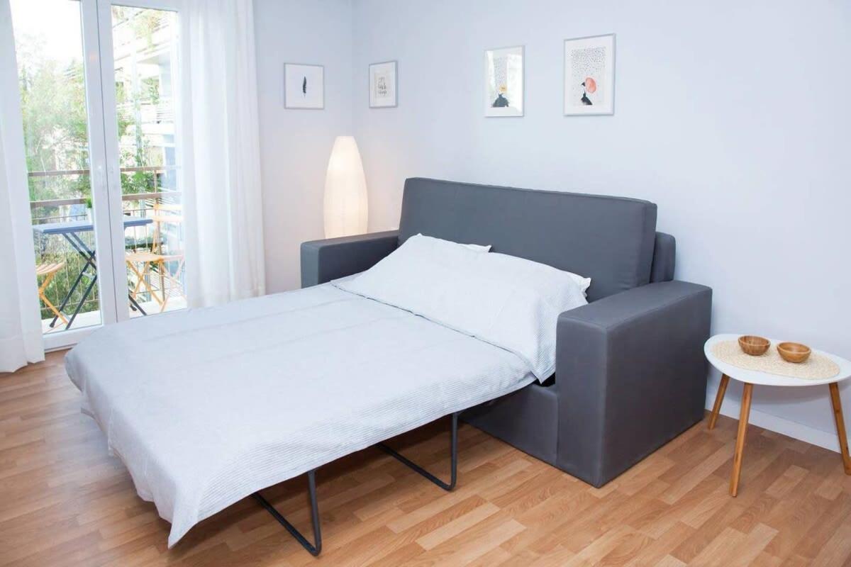 Fully Renovated, Modern Beauty In Central Athens! Exterior foto