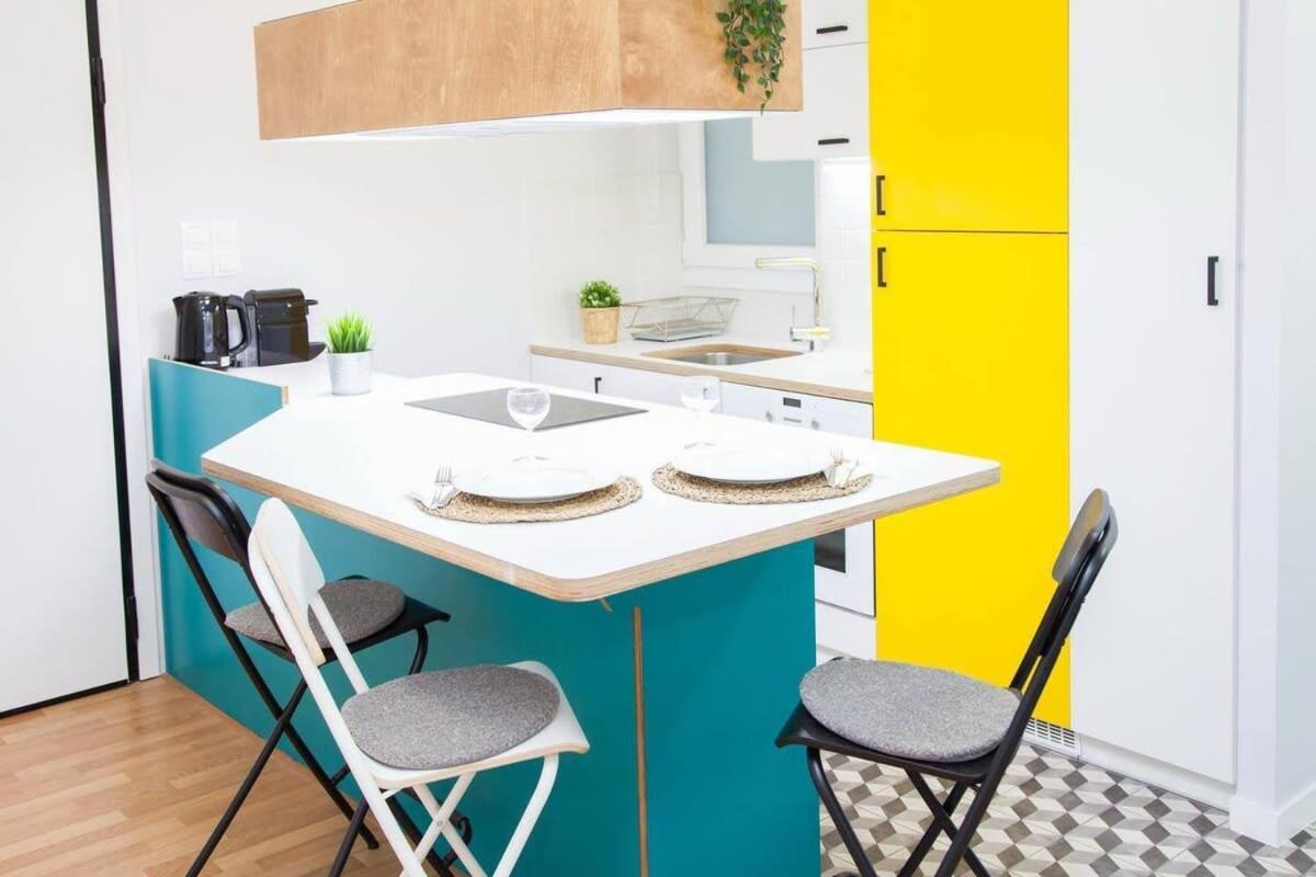 Fully Renovated, Modern Beauty In Central Athens! Exterior foto